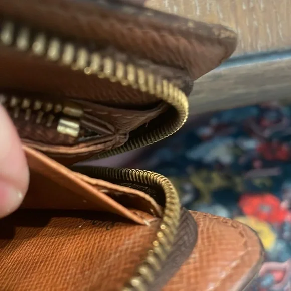 LOUIS VUITTON - set of 2 wallets - zip monogram long wallet and key holder - Picture 6 of 8